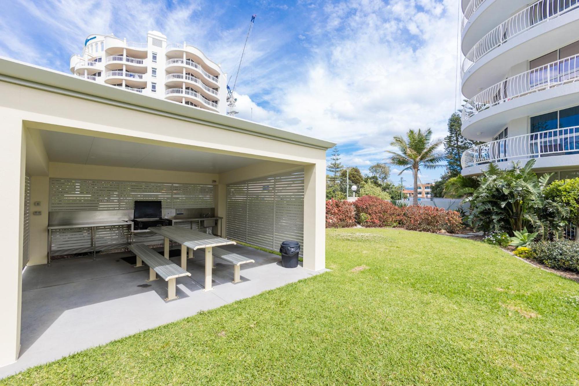 Burleigh Surf Apartments Gold Coast Eksteriør billede